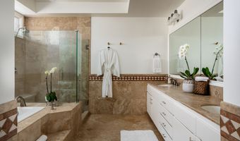 68-1375 PAUOA Rd Q4, Kamuela, HI 96743