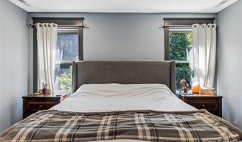 52 Pinedale Rd, Asheville, NC 28805
