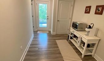 12435 SEA OAKS Ln #2, Berlin, MD 21811
