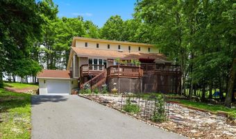 17 Basswood Ct, Albrightsville, PA 18210