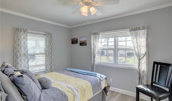 1058 Royal Palm Dr, Barefoot Bay, FL 32976