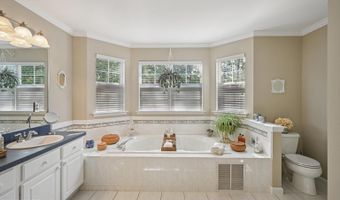 21 ORCHID Ln, Barnegat, NJ 08005