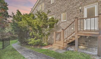 1 PINEY MEETINGHOUSE Ct, Potomac, MD 20854