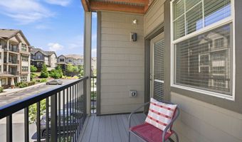 17051 SW APPLEDALE Rd 203, Beaverton, OR 97007