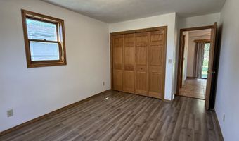 707 S GOLDENROD Dr, Appleton, WI 54914