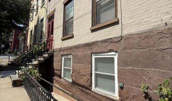 31 Elm St Garden, Albany, NY 12202