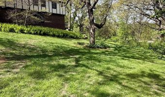 2822 Country Club Dr, Atlantic, IA 50022