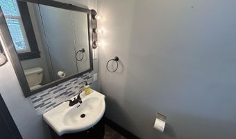 508 W 5th St, Bicknell, IN 47512