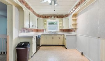601 S Martha St, Angola, IN 46703
