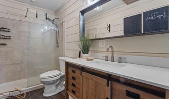 609 Beyer Dr, Bay St. Louis, MS 39520