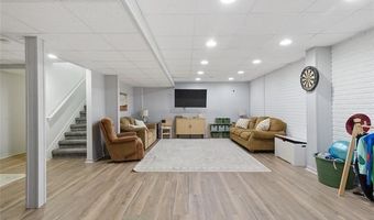 17301 Arlington Ave, Allen Park, MI 48101