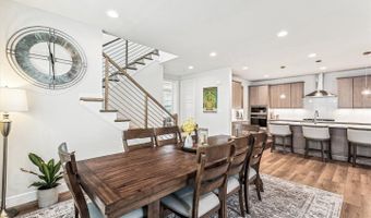 42023 SPRING AIR Dr, Brambleton, VA 20148