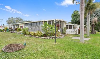 1231 Chipewa Dr, Barefoot Bay, FL 32976