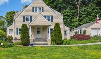 15 Devonshire Dr, Darien, CT 06820