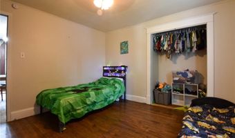 208 Wisconsin Ave, Alton, IL 62002
