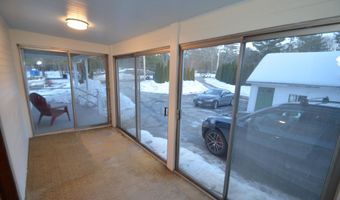 410 Wallace Rd, Bedford, NH 03110