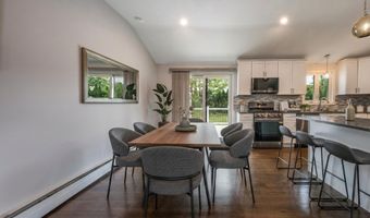 26 Indian Dr, Clinton, CT 06413