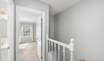 10276 ARIZONA Cir 61, Bethesda, MD 20817