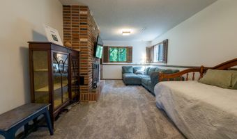 1115 NE 15th Ave, Aberdeen, SD 57401