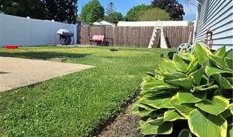 25 Rotary Dr, Johnston, RI 02919