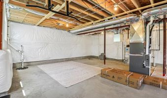 8 Liam Ct, Algonquin, IL 60102
