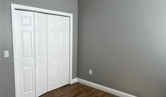 155 Main St 2, East Greenwich, RI 02818