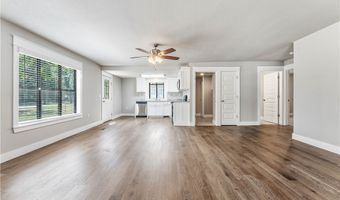 139 Center St, Avoca, AR 72756