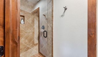 405 VILLAGE Rd 405, Breckenridge, CO 80424