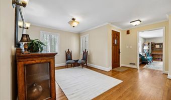 5735 BRADLEY Blvd, Bethesda, MD 20814