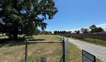 2370 Mary Niblack Rd, Ardmore, OK 73401