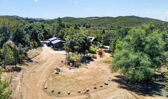 24185 Wildwood Glen Ln, Alpine, CA 91901