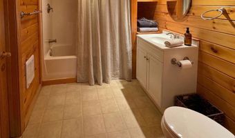 109 Sahagian Rd, Belgrade, ME 04917