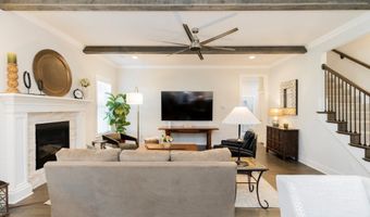 5910 SW Dryden Rd, Bentonville, AR 72713