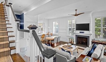 50 School St 1, Newport, RI 02840