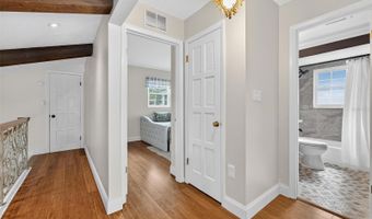 830 OAK St, Orlando, FL 32804
