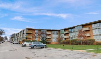 1301 N Western Ave 206, Lake Forest, IL 60045
