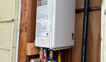 2300 E Valley Pkwy 109, Escondido, CA 92027