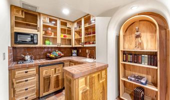 1084 N BOULDER Dr, Carefree, AZ 85377