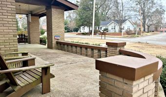 211 Cherry St, Arkadelphia, AR 71923