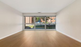 4970 BATTERY Ln 108, Bethesda, MD 20814