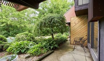 1609 Treetop Trl C, #39, Akron, OH 44313