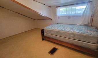 119 NW 7th Ave, Aberdeen, SD 57401