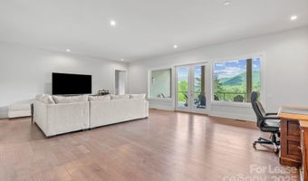 34 Grovepoint Way, Asheville, NC 28804