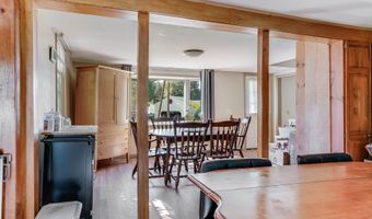 19 Amherst Rd, Merrimack, NH 03054