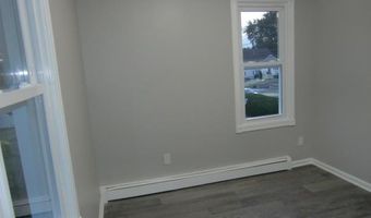 210 Merritt Ave, Bergenfield, NJ 07621