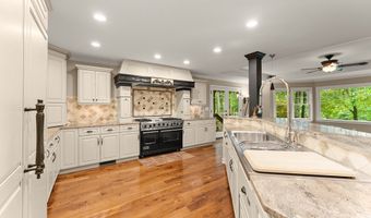 802 Old Mill Trl, Ball Ground, GA 30107