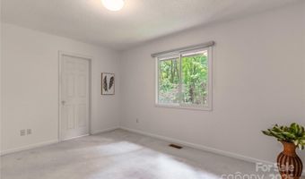 2 Oak Grove Rd, Arden, NC 28704