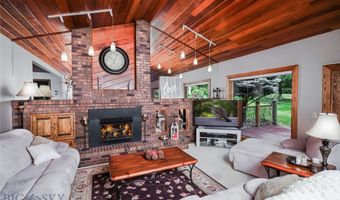 8472 Wagon Boss Rd, Bozeman, MT 59715