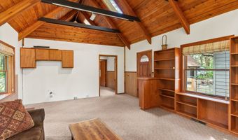 55482 DELTA Rd, Blue River, OR 97413