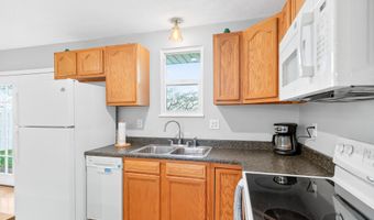 206 Shannon Dr, Anna, OH 45302